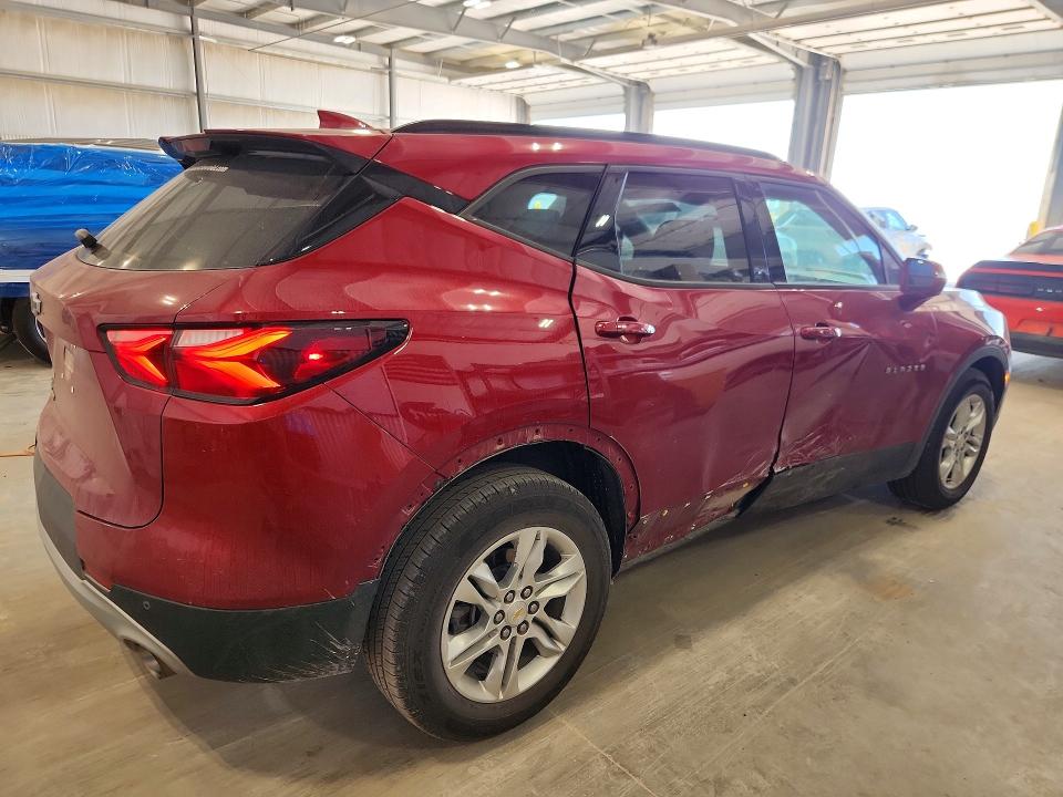 Photo 3 from auction – 2019 CHEVROLET BLAZER with VIN 3GNKBHRS9KS688296