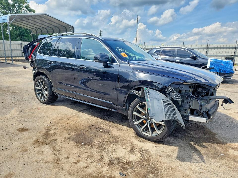 Photo 4 from auction – 2018 VOLVO XC90 with VIN YV4102PK8J1358852