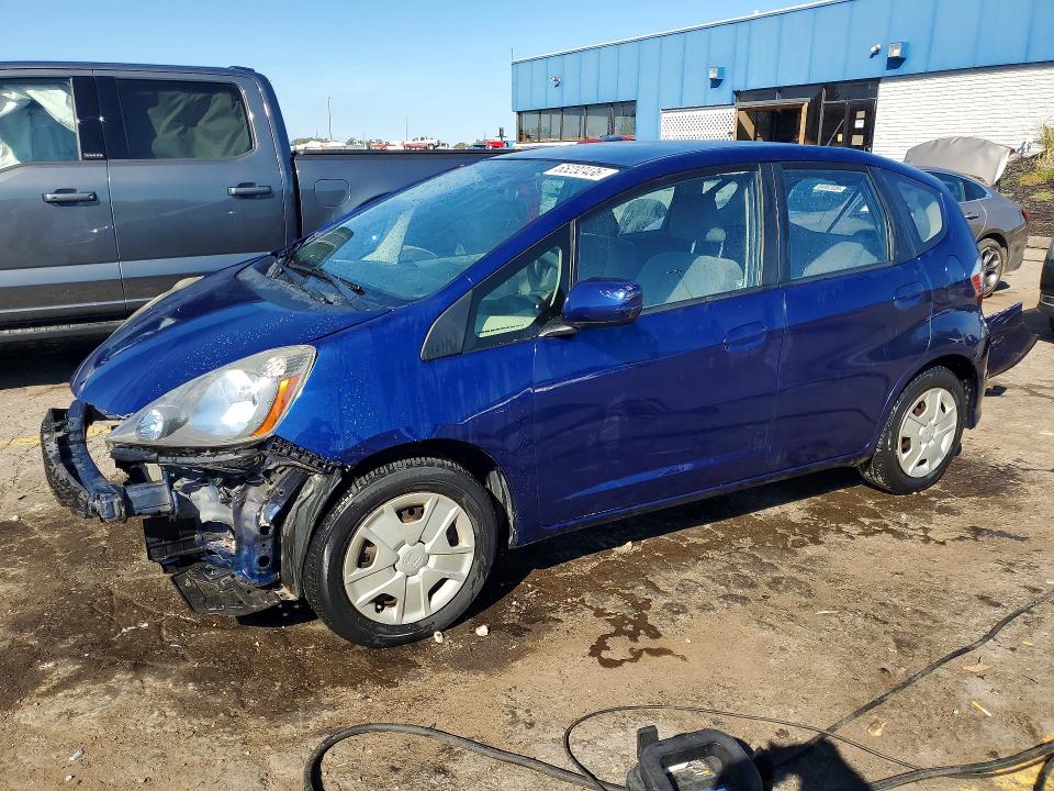 HONDA FIT 2012 with VIN JHMGE8G35CC034175 - Photo from auction