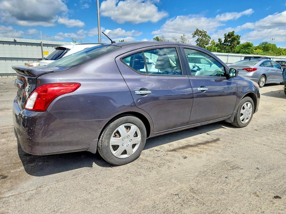Photo 3 from auction – 2015 NISSAN VERSA with VIN 3N1CN7APXFL834522