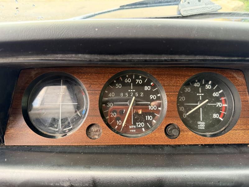 Photo 8 from auction – 1976 BMW 2002 with VIN 2378935