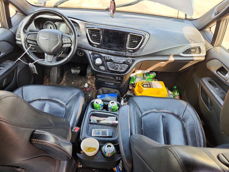 Photo 8 from auction – 2018 CHRYSLER PACIFICA with VIN 2C4RC1BG4JR172554