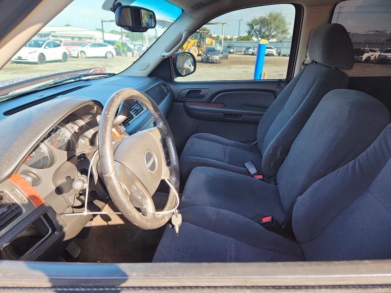 Photo 7 from auction – 2007 GMC YUKON with VIN 1GKFC13J27J102355