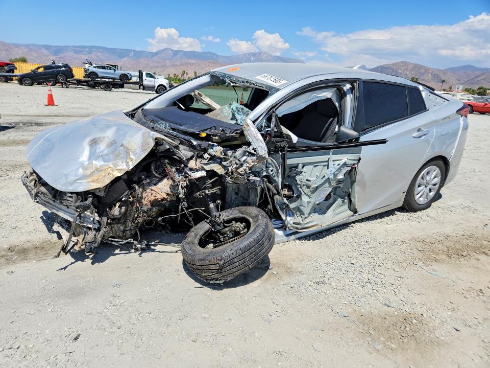 TOYOTA PRIUS 2020 with VIN JTDKARFU4L3113893 - Photo from auction