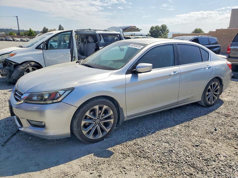 HONDA ACCORD 2013 with VIN 1HGCR2F58DA183991 - Photo from auction
