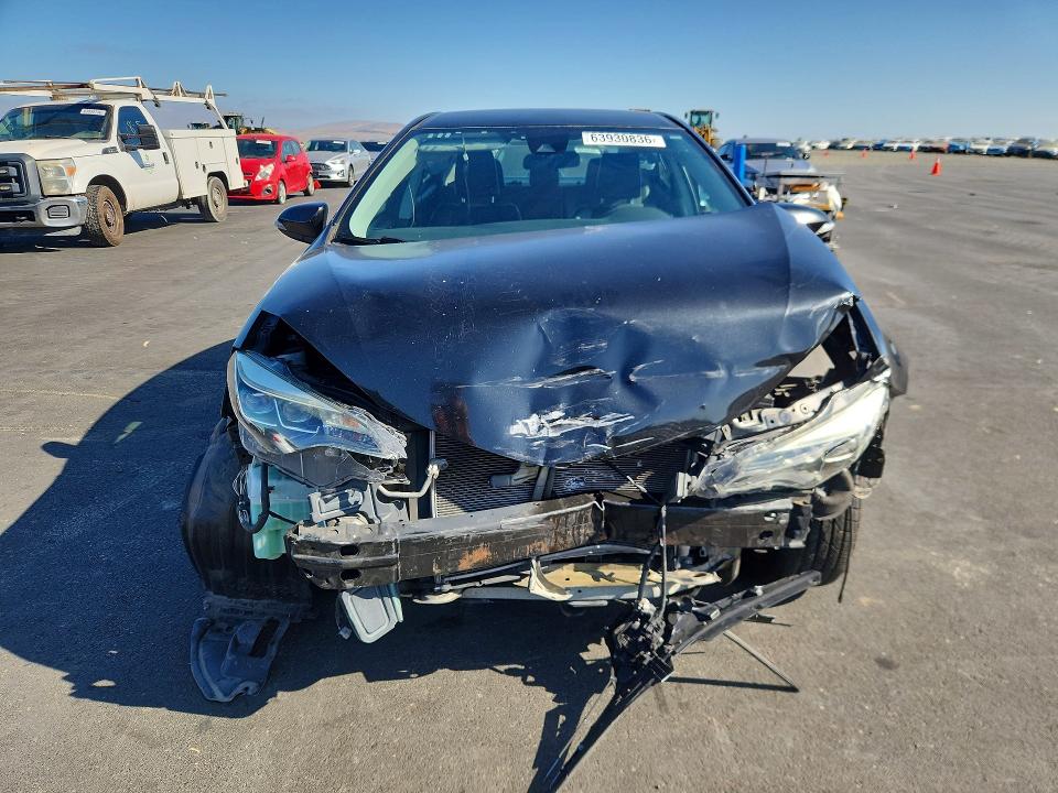 Zdjęcie 5 z aukcji – 2017 TOYOTA COROLLA z VIN 5YFBURHE9HP702806
