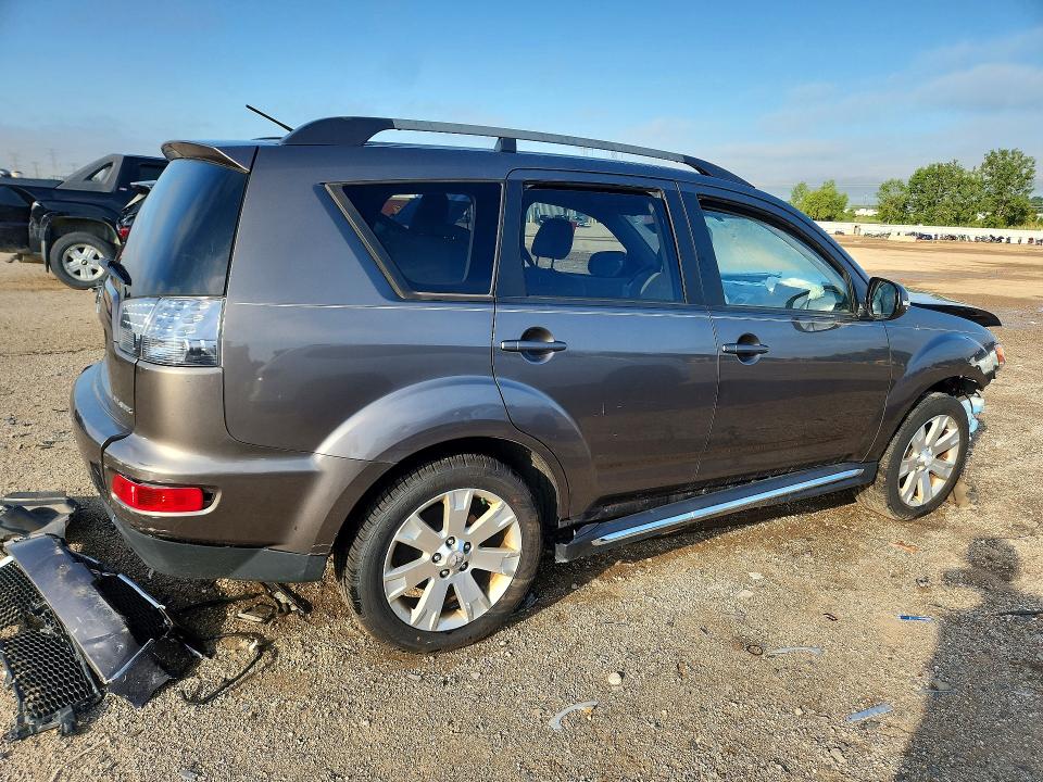 Photo 3 from auction – 2012 MITSUBISHI OUTLANDER with VIN JA4AS3AWXCU004891