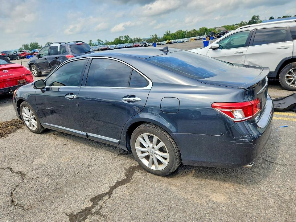 Photo 2 from auction – 2010 LEXUS ES with VIN JTHBK1EG0A2364681