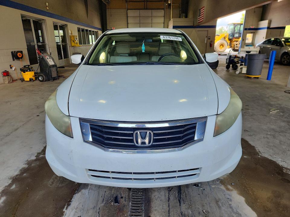Photo 5 from auction – 2010 HONDA ACCORD with VIN 1HGCP2F43AA181753