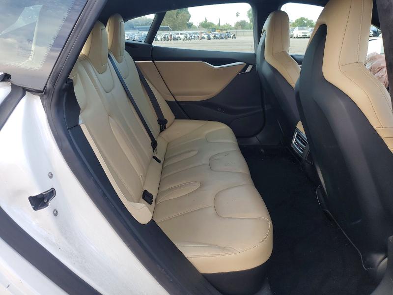 Photo 10 from auction – 2015 TESLA MODEL S with VIN 5YJSA1V43FF100935