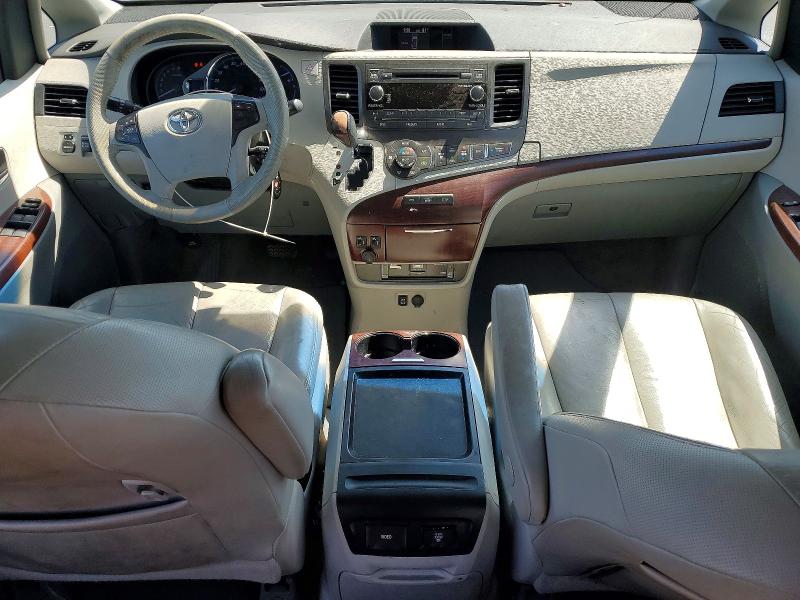 Photo 8 from auction – 2011 TOYOTA SIENNA with VIN 5TDYK3DC9BS114386