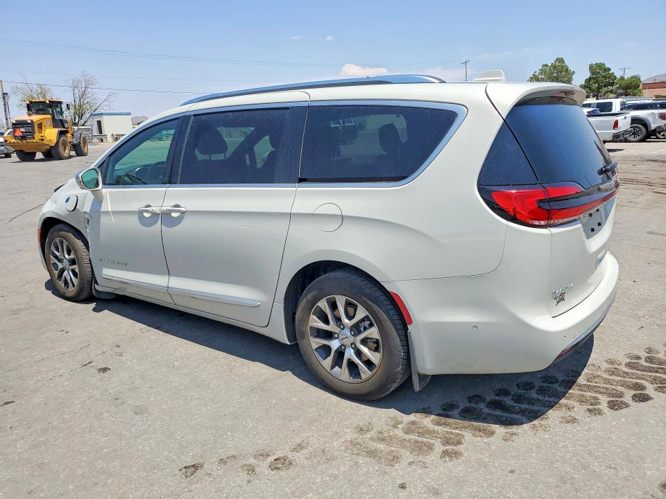 Photo 2 from auction – 2021 CHRYSLER PACIFICA with VIN 2C4RC1N72MR522621