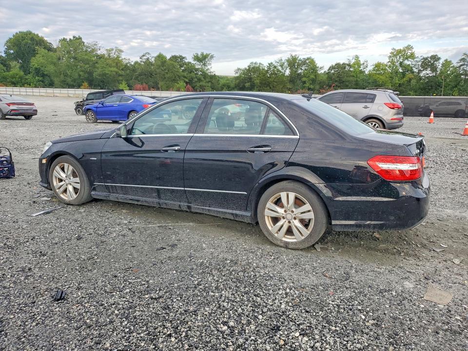 Photo 2 from auction – 2011 MERCEDES-BENZ E with VIN WDDHF2EB6BA455817