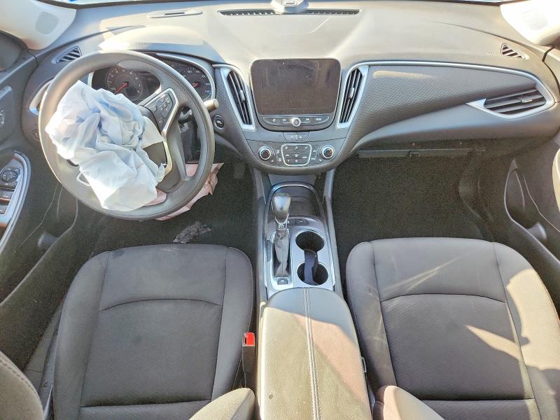 Photo 8 from auction – 2023 CHEVROLET MALIBU with VIN 1G1ZD5STXPF136474