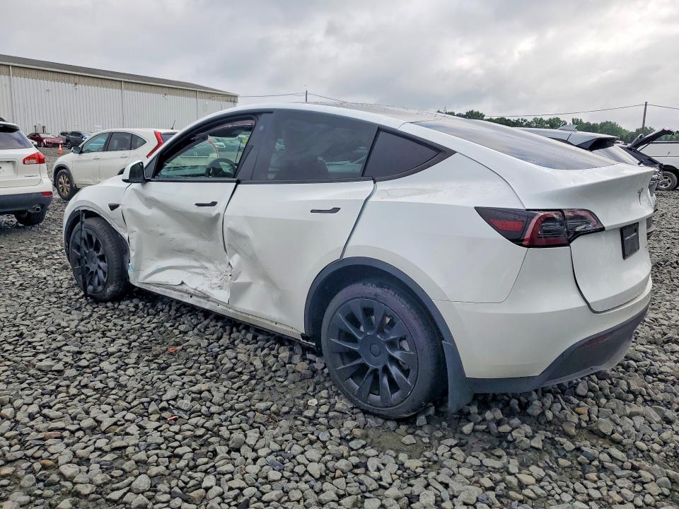 Photo 2 from auction – 2023 TESLA MODEL Y with VIN 7SAYGDEE9PA119297
