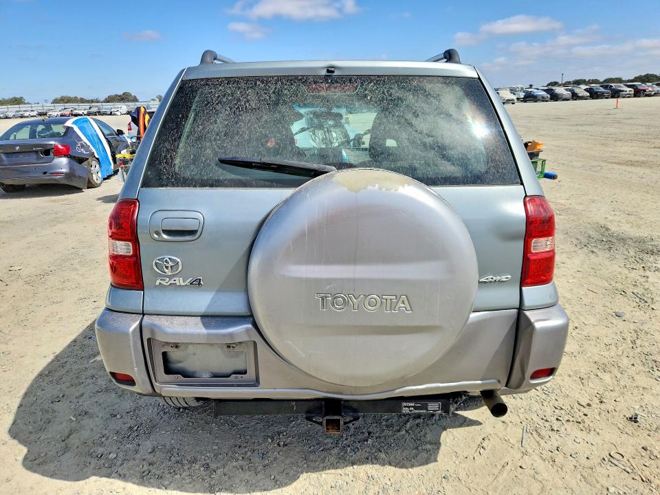 Photo 6 from auction – 2005 TOYOTA RAV4 with VIN JTEHD20V650070572