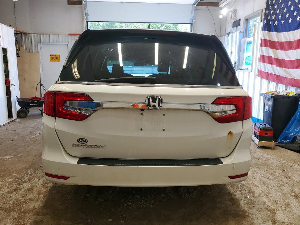 Photo 6 from auction – 2018 HONDA ODYSSEY with VIN 5FNRL6H54JB045205