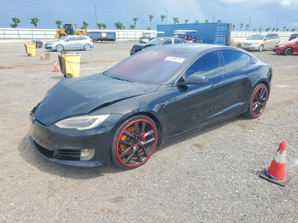 TESLA MODEL S 2017 with VIN 5YJSA1E47HF200717 - Photo from auction