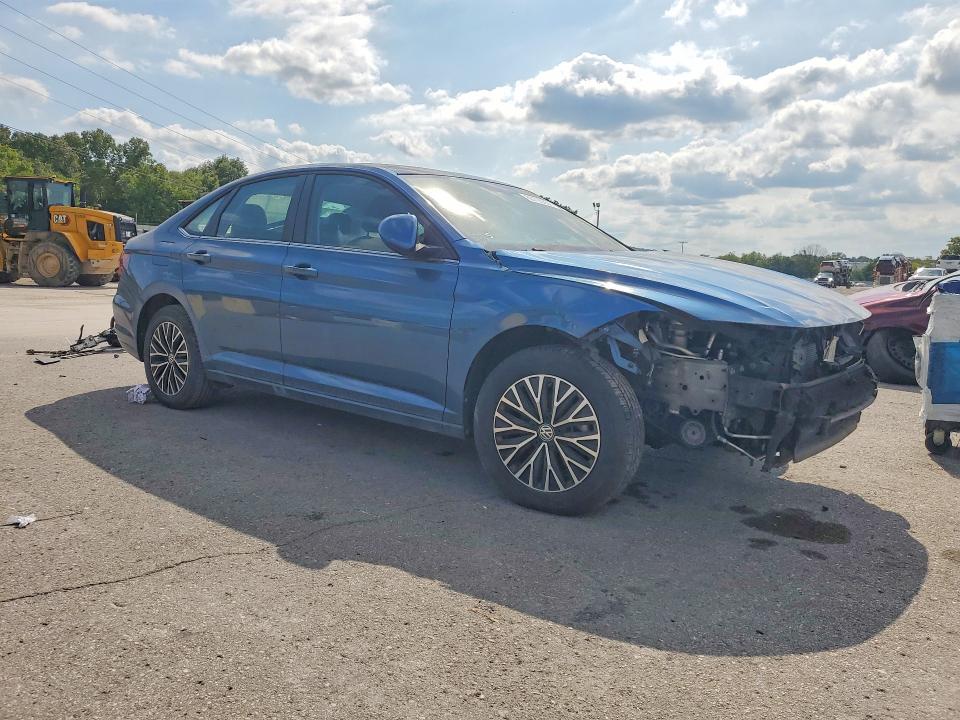 Photo 4 from auction – 2019 VOLKSWAGEN JETTA with VIN 3VWC57BU6KM033797