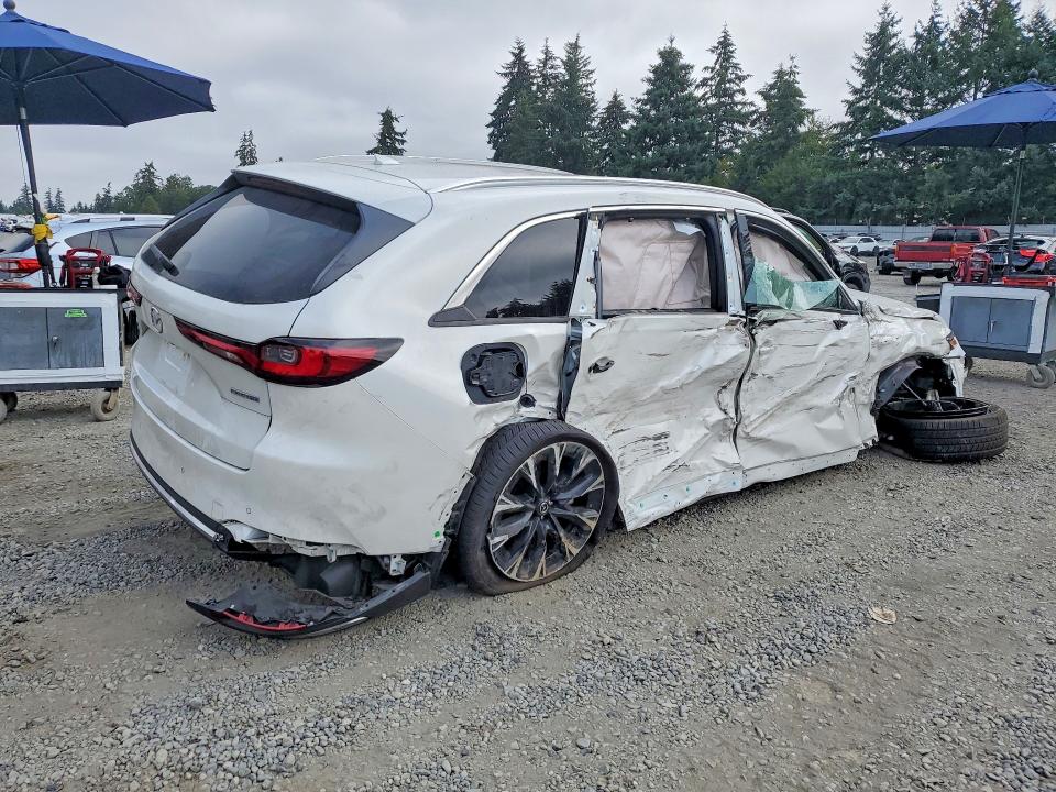 Photo 3 from auction – 2024 MAZDA CX-90 with VIN JM3KKDHAXR1108566