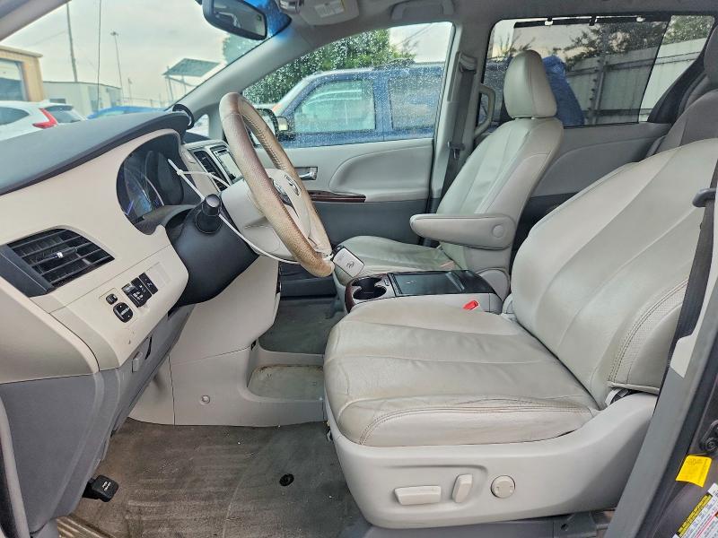Photo 7 from auction – 2013 TOYOTA SIENNA with VIN 5TDYK3DC2DS321592