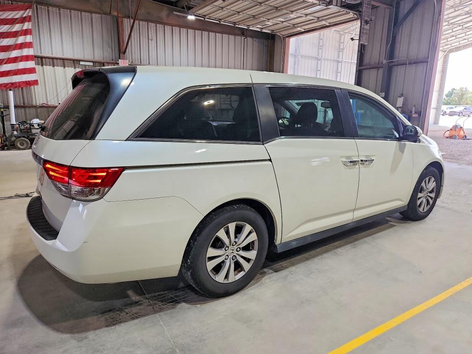 Photo 3 from auction – 2017 HONDA ODYSSEY with VIN 5FNRL5H66HB019881