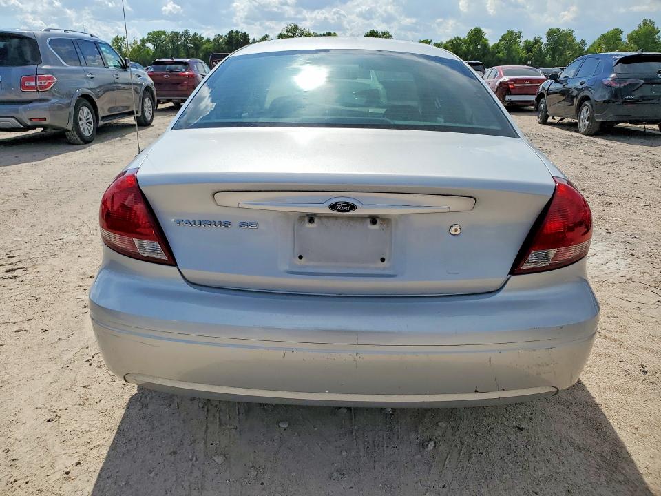 Photo 6 from auction – 2004 FORD TAURUS with VIN 1FAFP53U24G150647