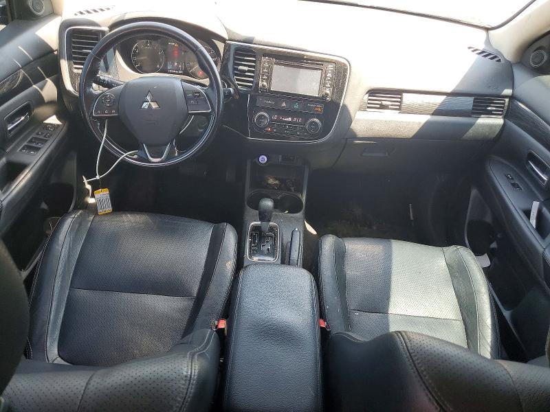 Photo 8 from auction – 2016 MITSUBISHI OUTLANDER with VIN JA4AZ3A33GZ008050