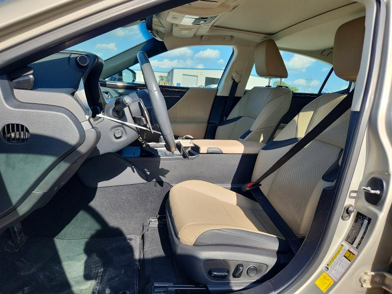 Photo 7 from auction – 2020 LEXUS ES with VIN 58ADZ1B19LU079835