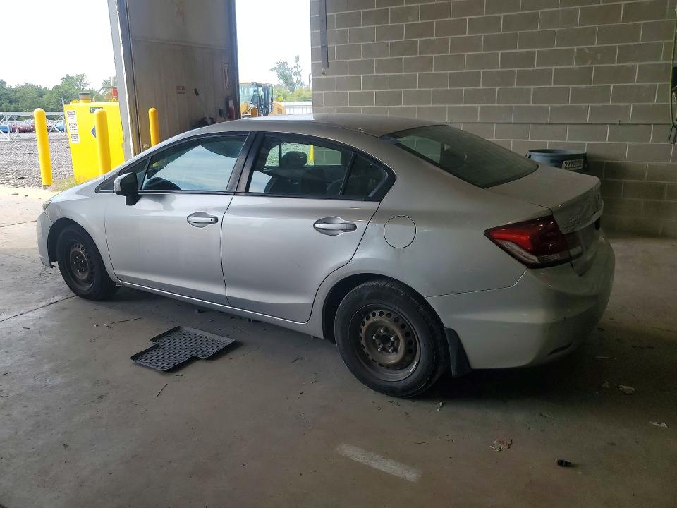Photo 2 from auction – 2015 HONDA CIVIC with VIN 19XFB2F5XFE111318