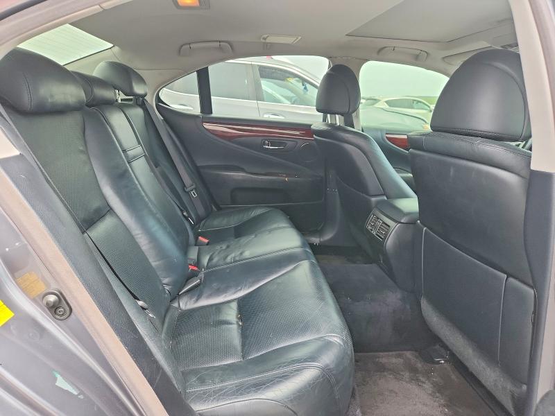 Photo 10 from auction – 2012 LEXUS LS with VIN JTHBL5EF0C5109879