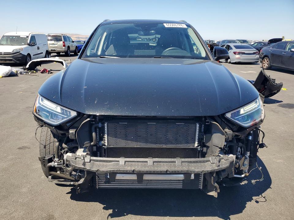 Снимка 5 от търг – 2024 AUDI Q5 E с VIN WA1E2AFY4R2088419