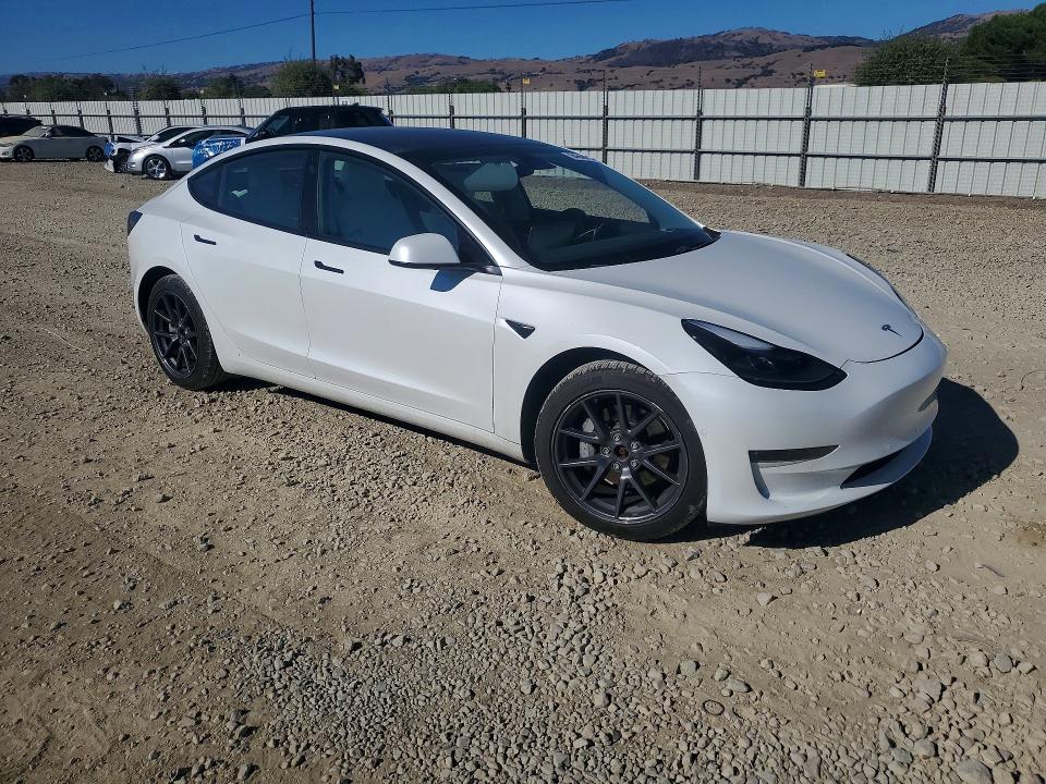 Photo 4 from auction – 2021 TESLA MODEL 3 with VIN 5YJ3E1EB0MF937615