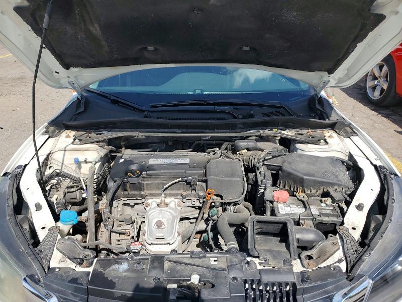 Photo 11 from auction – 2014 HONDA ACCORD with VIN 1HGCR2F52EA212189