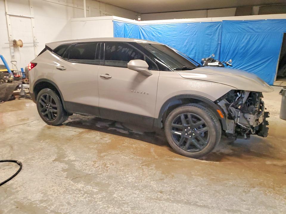Снимка 4 от търг – 2021 CHEVROLET BLAZER с VIN 3GNKBCRS1MS567610
