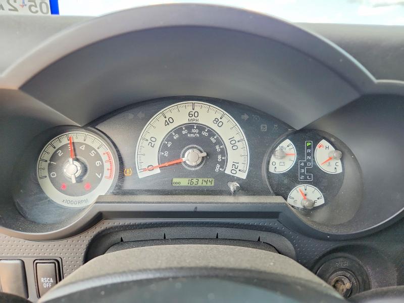 Photo 9 from auction – 2012 TOYOTA FJ CRUISER with VIN JTEBU4BF1CK117709