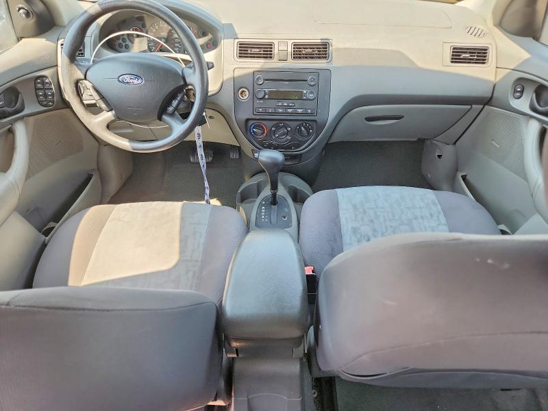 Photo 8 from auction – 2005 FORD FOCUS with VIN 1FAFP34N35W304415