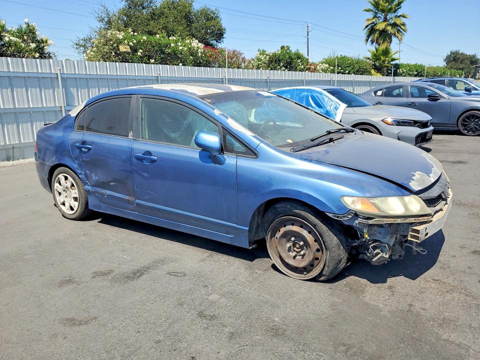 Photo 4 from auction – 2010 HONDA CIVIC with VIN 2HGFA1F52AH321567