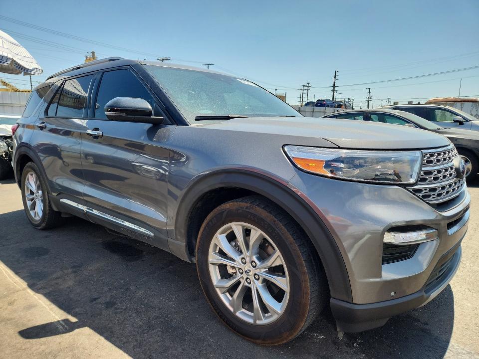 Photo 4 from auction – 2021 FORD EXPLORER with VIN 1FMSK7FH3MGB52596