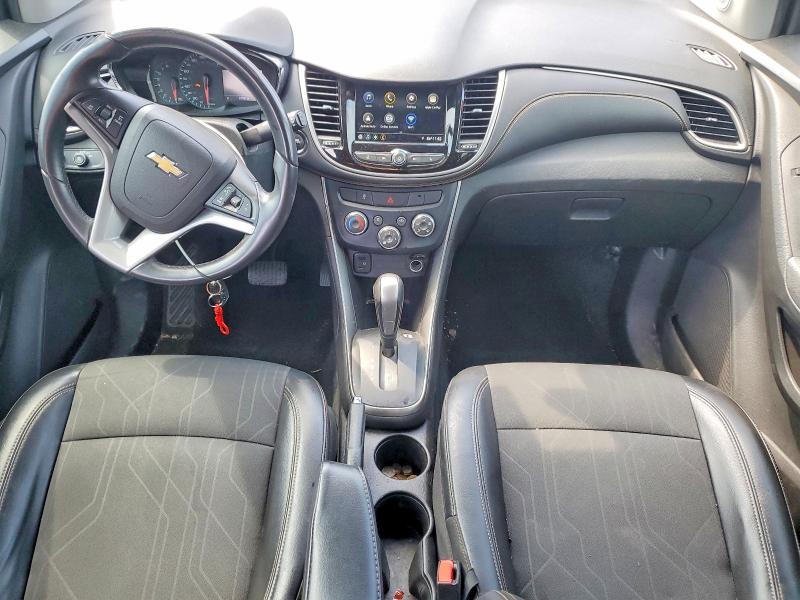 Photo 8 from auction – 2019 CHEVROLET TRAX with VIN 3GNCJLSB7KL243618