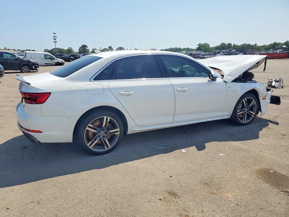 Photo 3 from auction – 2017 AUDI A4 with VIN WAUENAF46HN015959