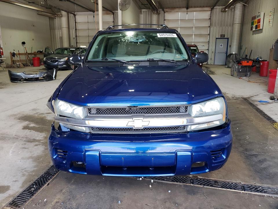 Photo 5 from auction – 2004 CHEVROLET TRAILBLAZER with VIN 1GNDT13S142440385