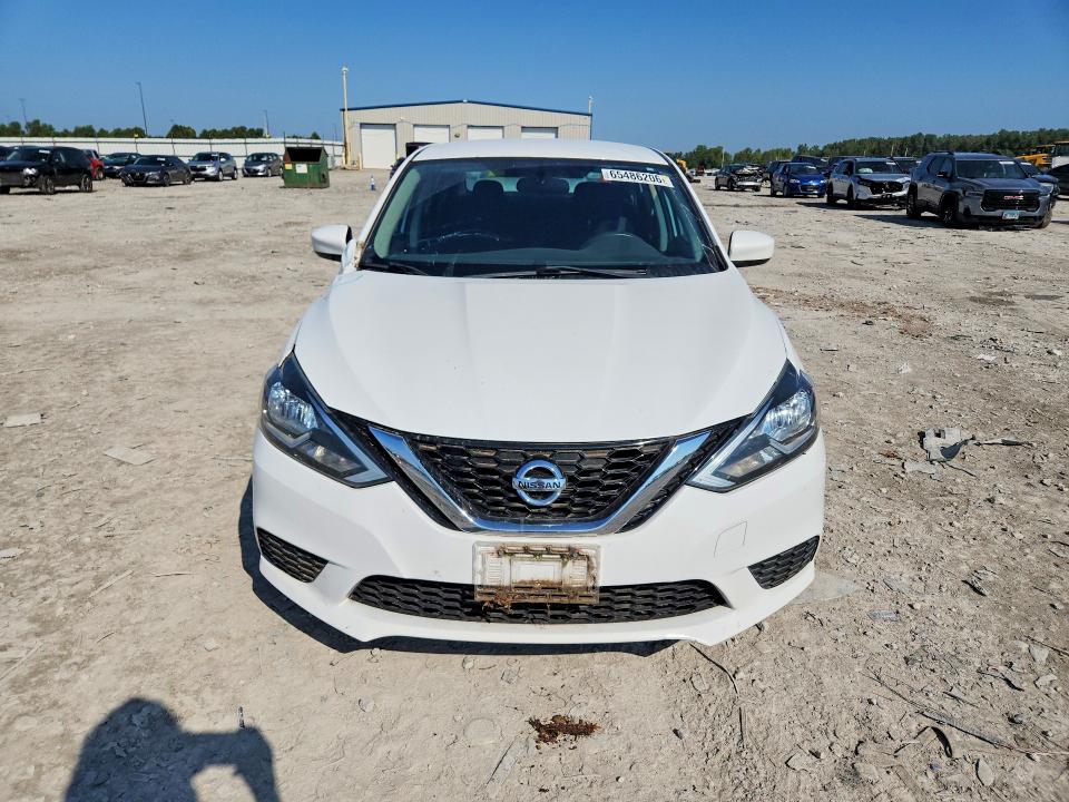 Photo 5 from auction – 2017 NISSAN SENTRA with VIN 3N1AB7AP6HY237518