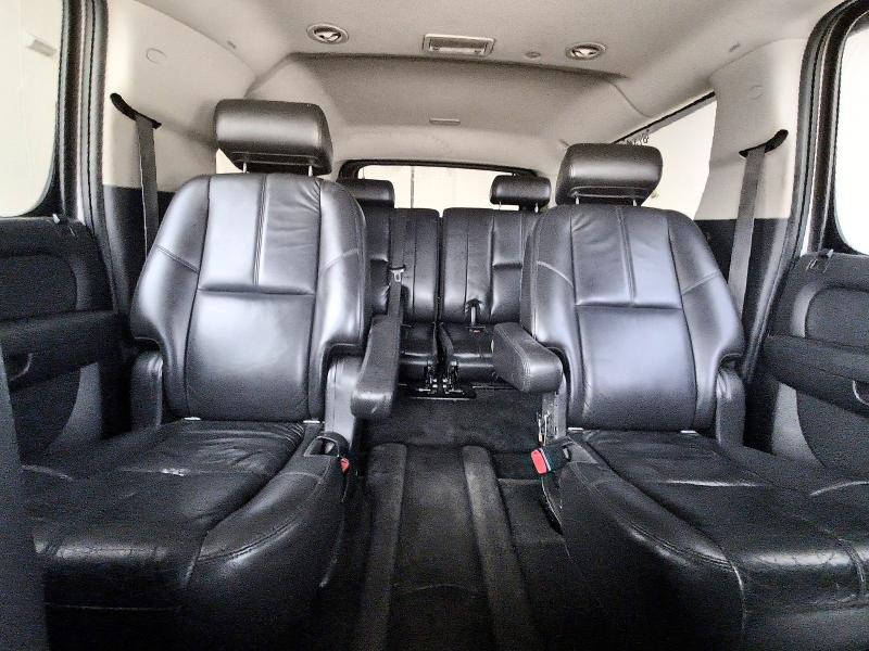 Photo 10 from auction – 2008 CHEVROLET SUBURBAN with VIN 3GNFK16358G190954