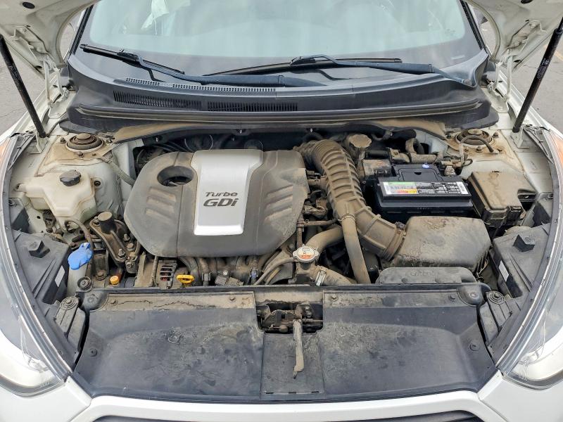 Photo 11 from auction – 2015 HYUNDAI VELOSTER with VIN KMHTC6AE6FU243231