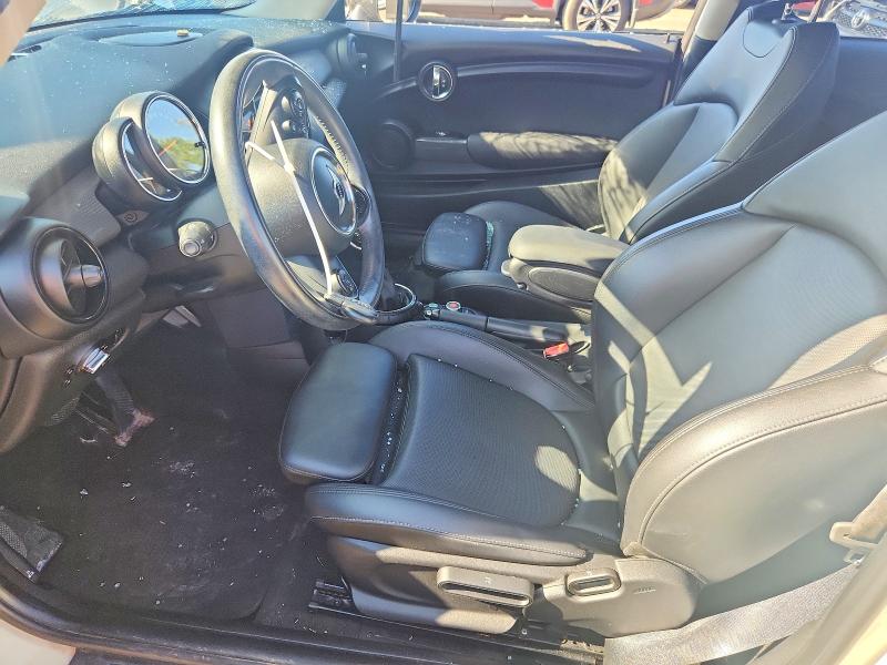 Photo 7 from auction – 2016 MINI COOPER with VIN WMWXP5C54G2D13999