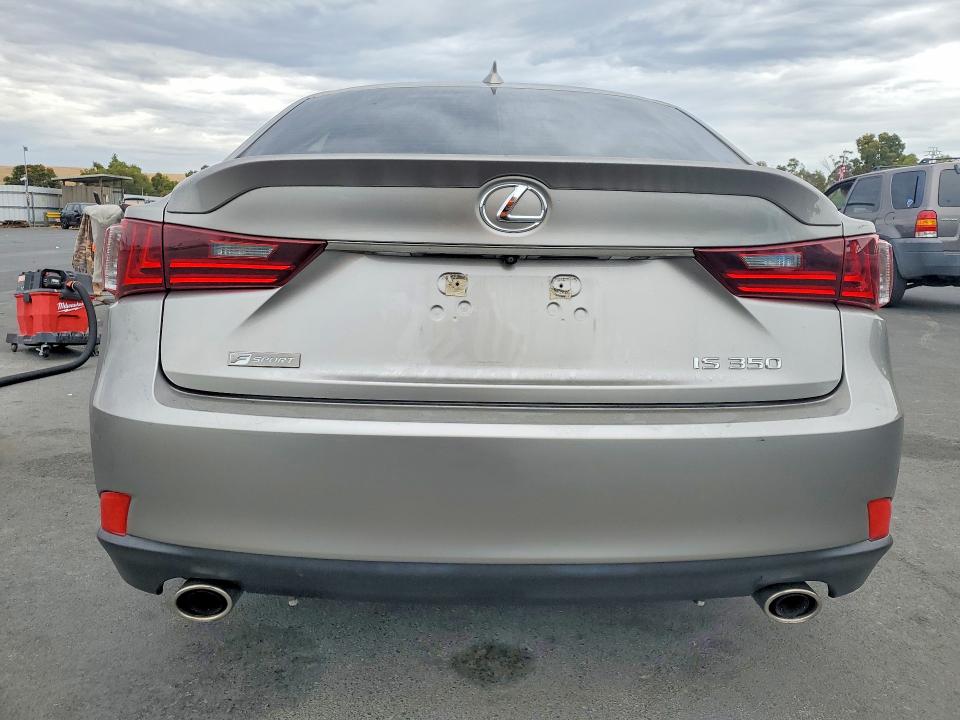 Снимка 6 от търг – 2016 LEXUS IS с VIN JTHBE1D28G5024649