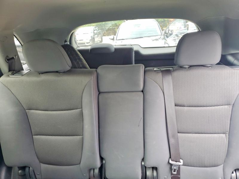 Photo 10 from auction – 2013 KIA SORENTO with VIN 5XYKTDA62DG355570