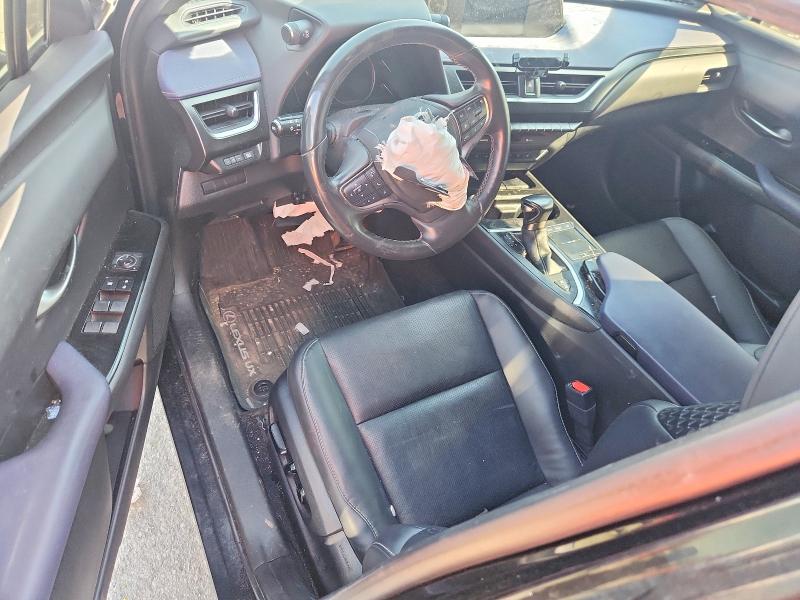 Photo 8 from auction – 2021 LEXUS UX with VIN JTHP9JBH8M2047105