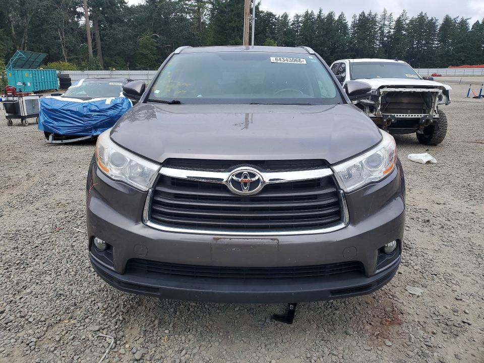 Photo 5 from auction – 2014 TOYOTA HIGHLANDER with VIN 5TDJKRFH3ES037158